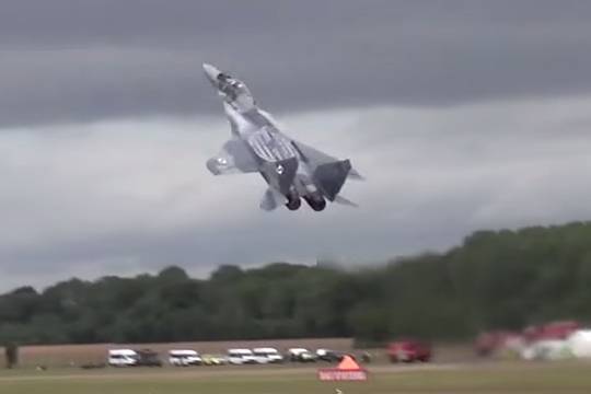 Взлет-посадка f-35 – одного из самых продвинутых и дорогих истребителей в мире (видео)