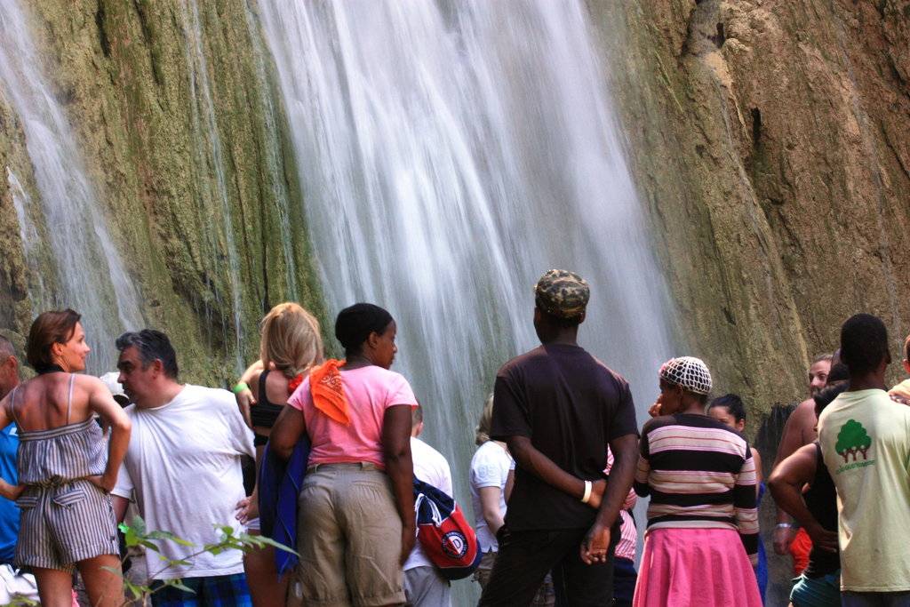 Эль лимон – самый знаменитый доминиканский водопад