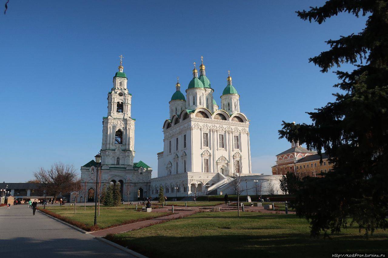 Фото астрахани. Городской округ город Астрахань достопримечательности. Достопримечательности Астрахани и Астраханской области. Самара Астрахань достопримечательности. Казанская улица Астрахань достопримечательности.