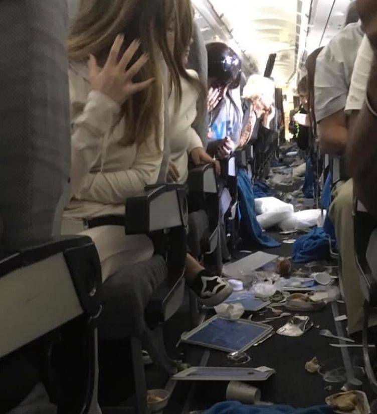 «турбулентность ясного неба»: почему самолет, летевший в бангкок, попал в воздушную яму?
