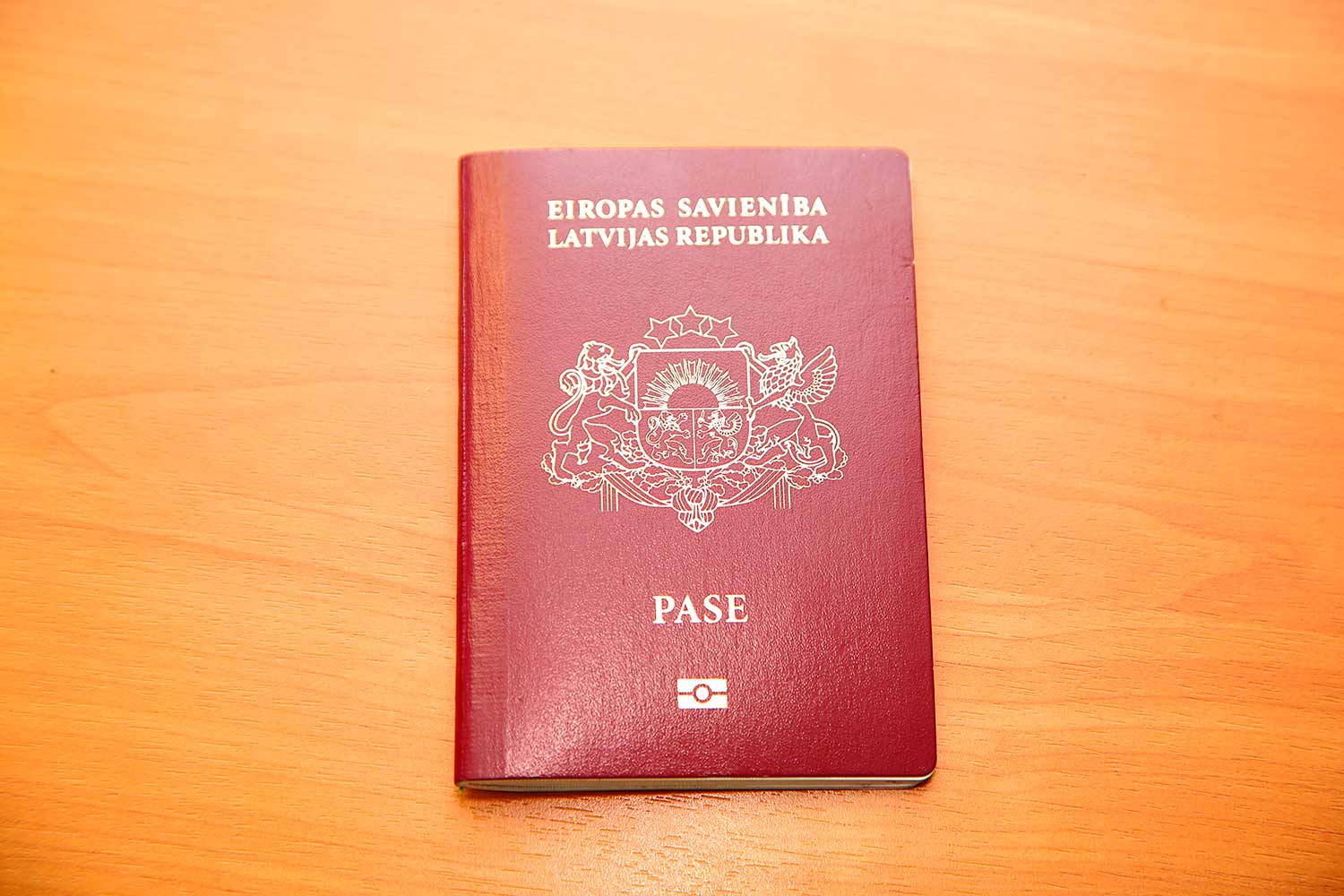 Как стать гражданином латвии россиянину в 2021 году: необходимые документы, сроки и стоимость, преимущества латышского гражданства, способы получения