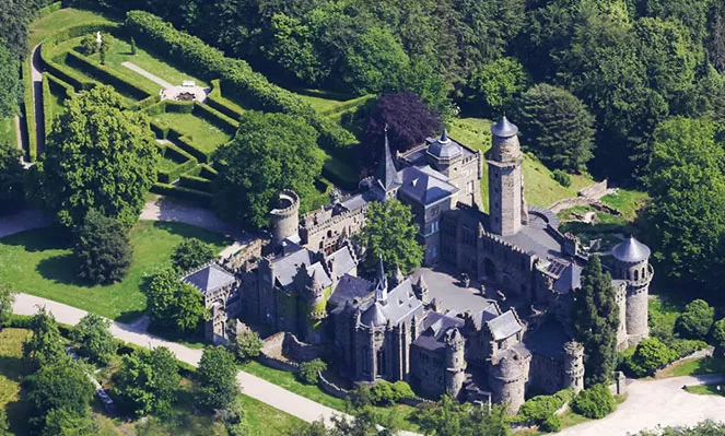 Замок левенбург в германии: (schloss löwenburg) — —  24minus.ru