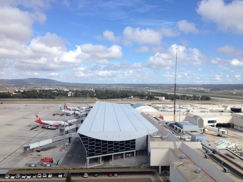 Аэропорт пальма-де-майорка в испании — как добраться из него до центра города и других населенных пунктов