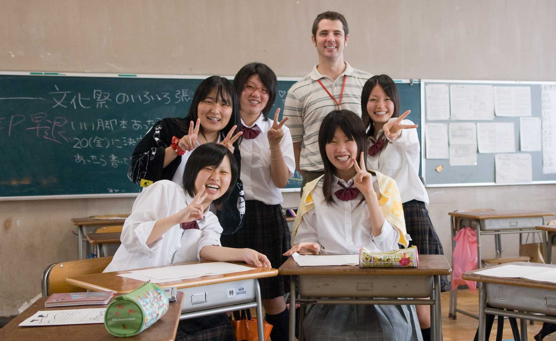 Школа в японии, начальная, средняя и старшая, особенности