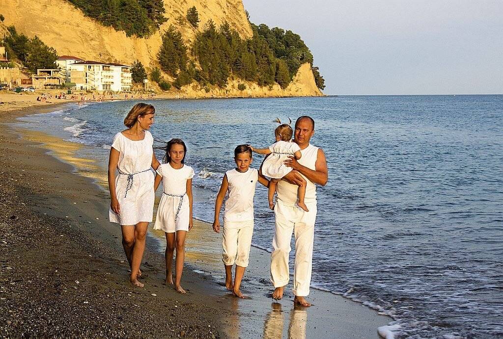 Абхазия отдых на море с детьми
