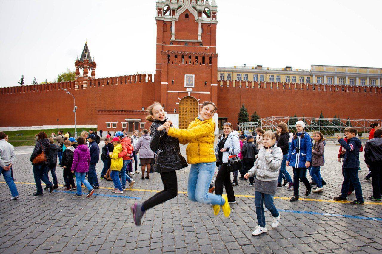 подростки в москве