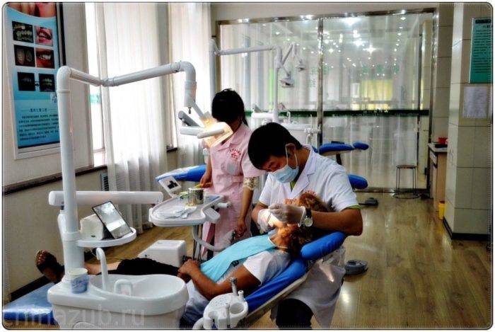 Имплантация зубов в китае. съёмные протезы и имплантанты зубов в стоматологии хэйхэ
