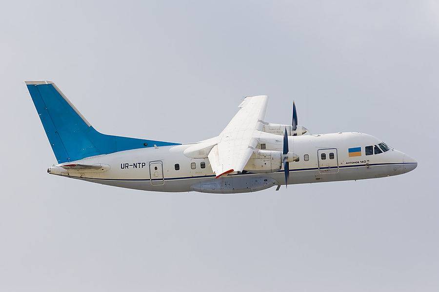 Ан-140 характеристики самолета, фото