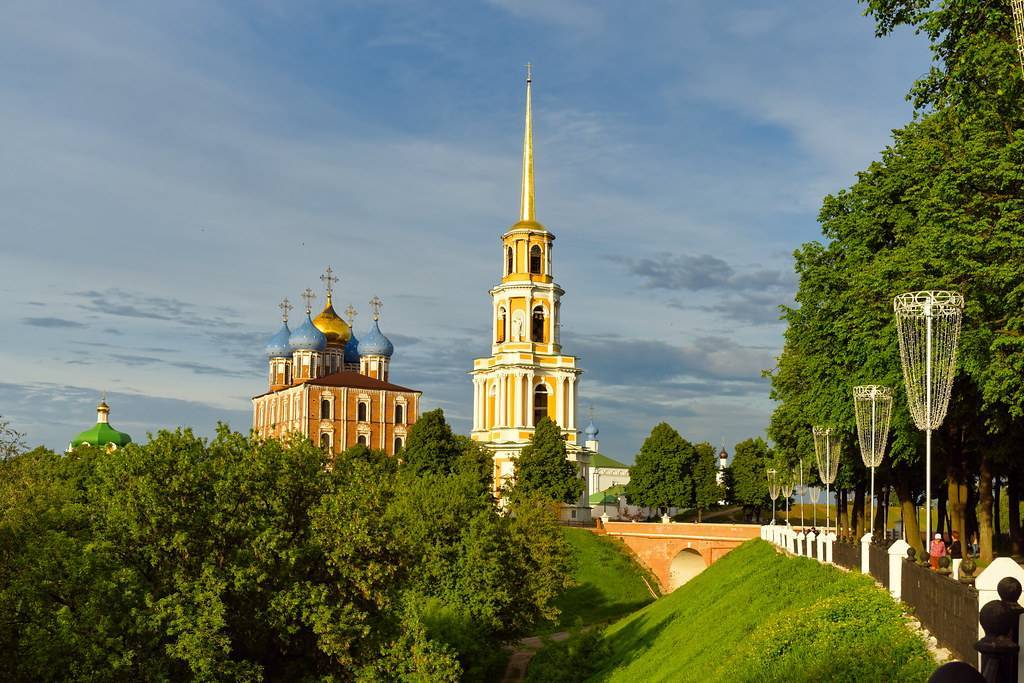 20 популярных достопримечательностей рязани