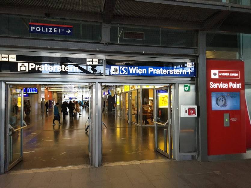 Аэропорт вены: как добраться до центра города?