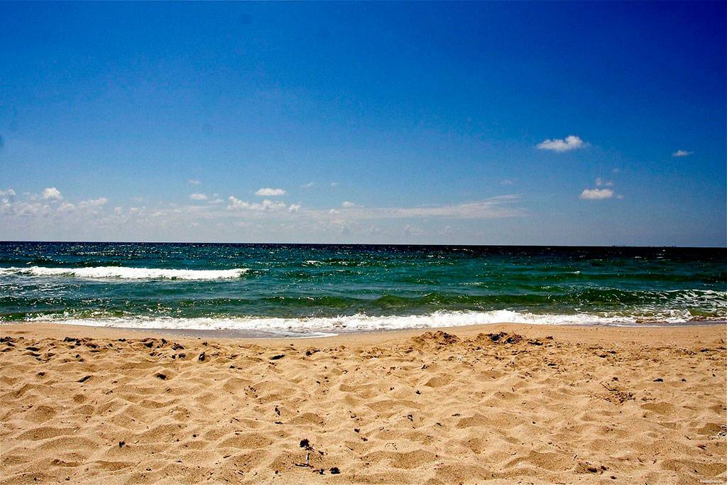 Лучшие песчаные пляжи россии — суточно.ру