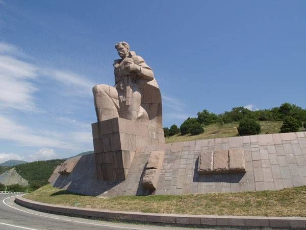 Памятник «расстрелянный вагон» (мемориал «рубеж обороны»), новороссийск. история, фото, как добраться — туристер.ру