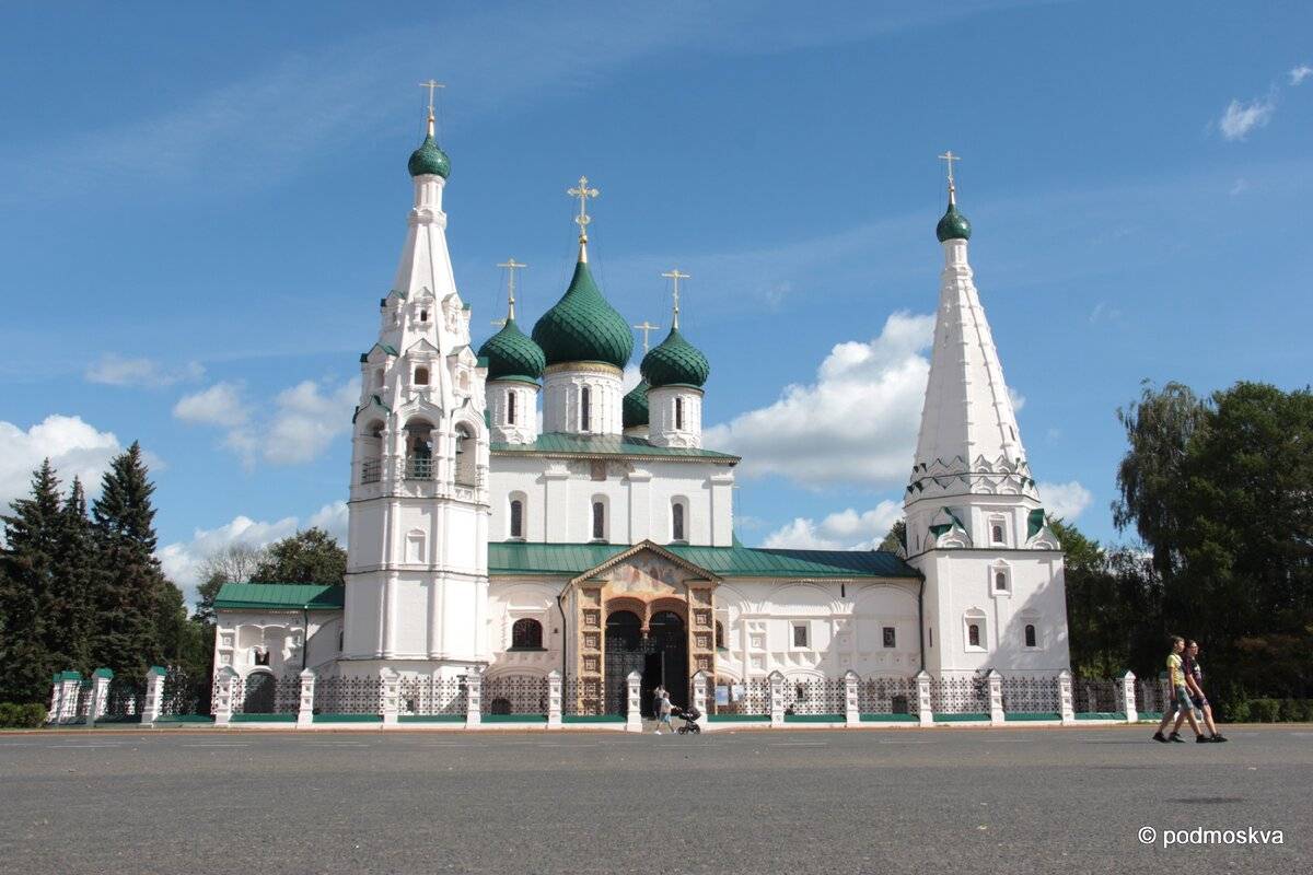 Есть ли в ярославле. Церковь Ильи пророка Кострома. 19. Церковь Ильи пророка в Ярославле. Церковь Ильи пророка Ярославль нутрь. Ярославль Церковь Ильи пророка 3 класс.