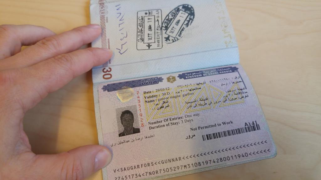 Нужна ли виза для россиян при поездке в саудовскую аравию?