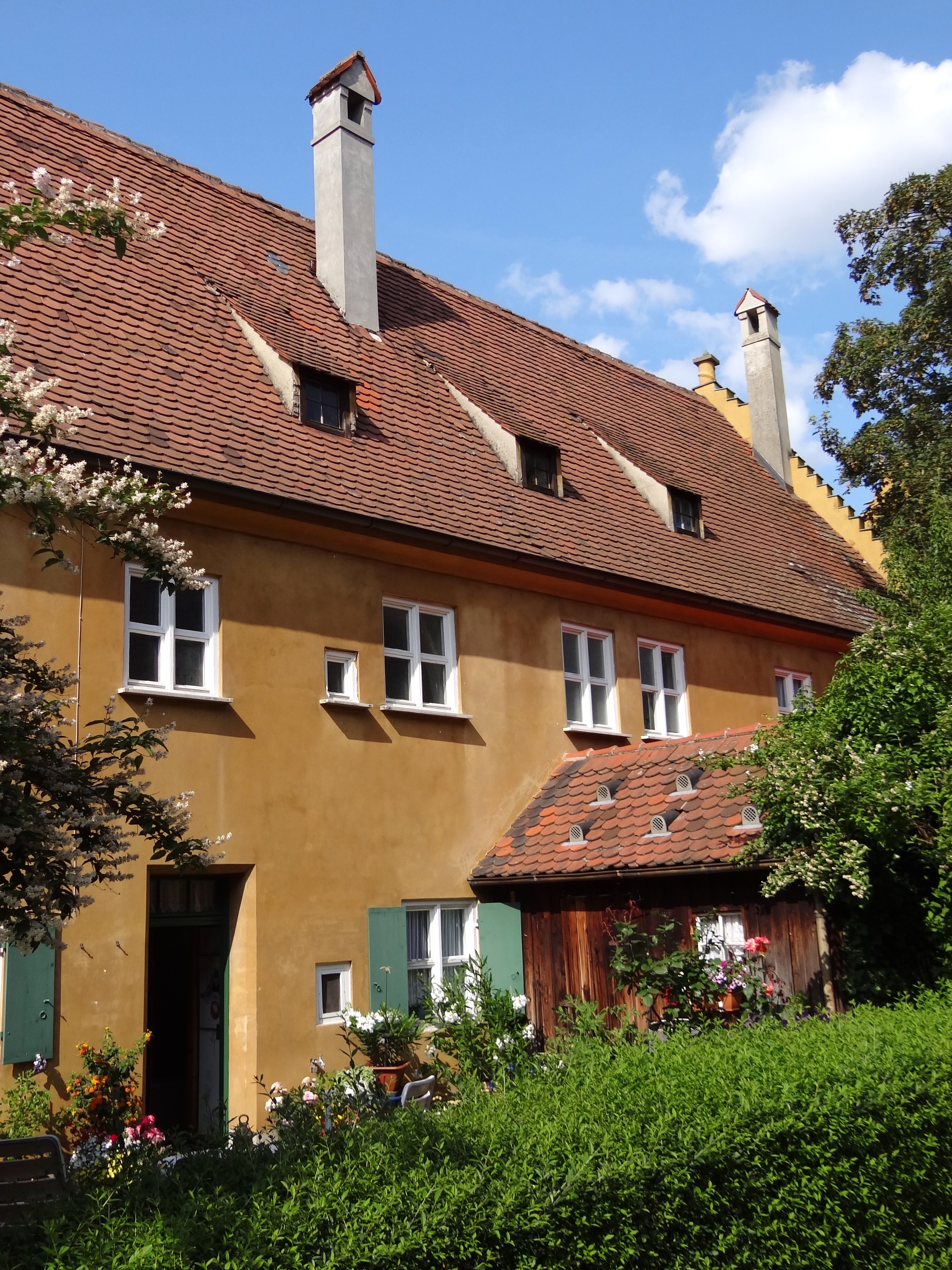 Аренда долгосрочно в augsburg германия, долгосрочная аренда в augsburg германия ежегодная аренда с мебелью или без мебели