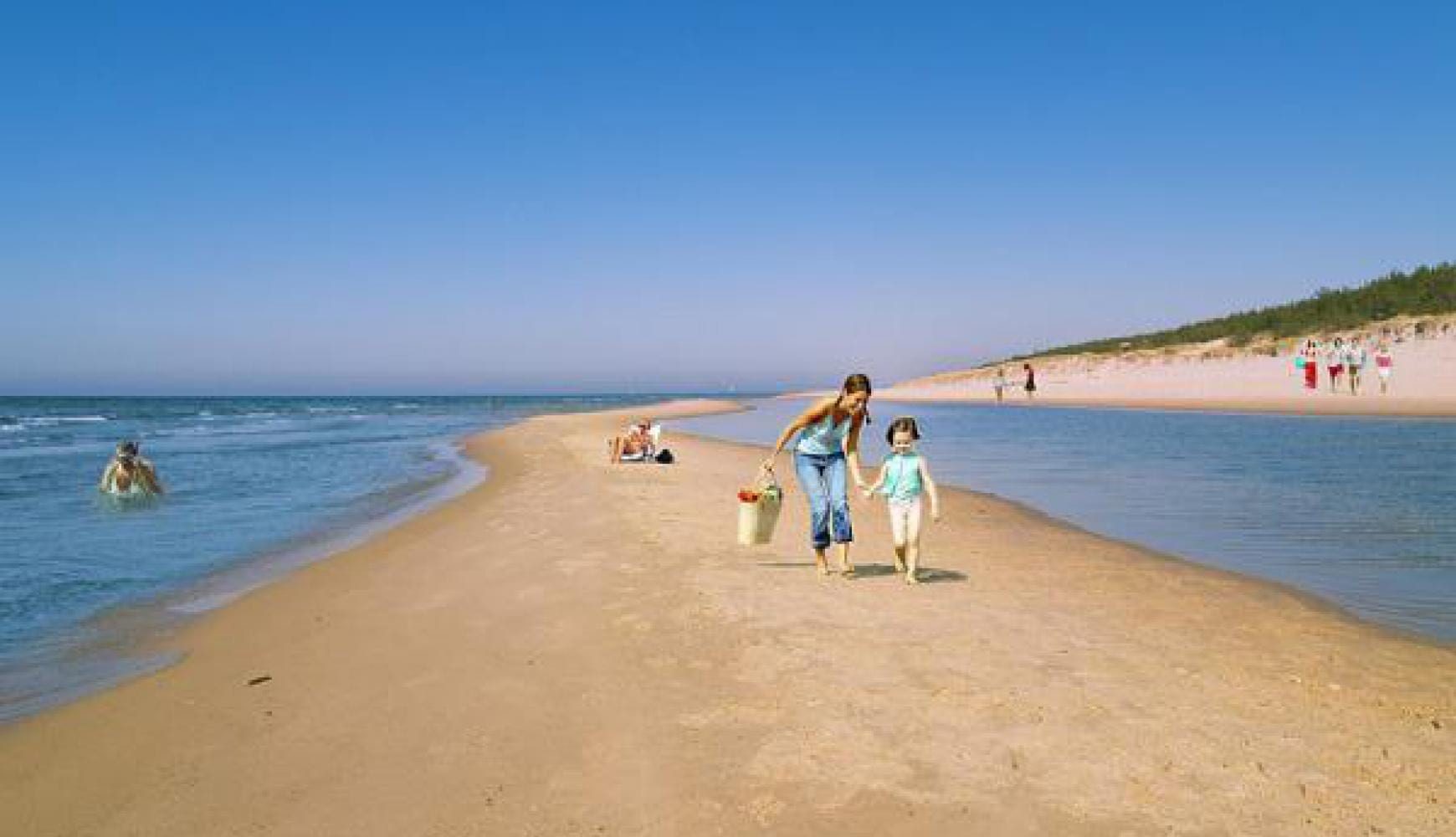 Отдых на балтийском море в польше: какая температура воды летом и где можно купаться и загорать на пляже балтики?