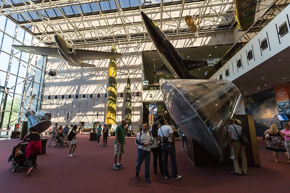 Национальный музей авиации и космонавтики - national air and space museum