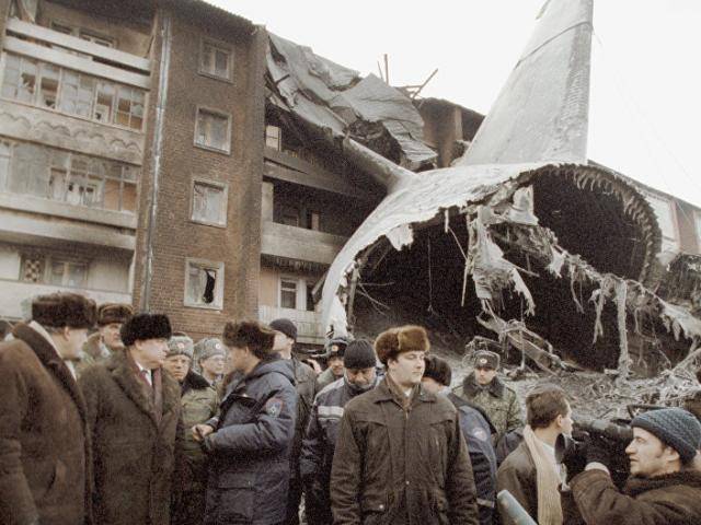 В авиакатастрофе под иркутском погибли 4 человека. главное