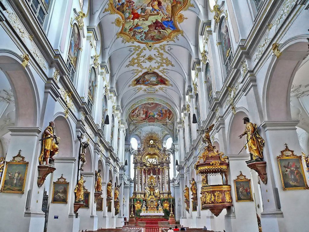 Церковь святого петра в мюнхене - munchenguide