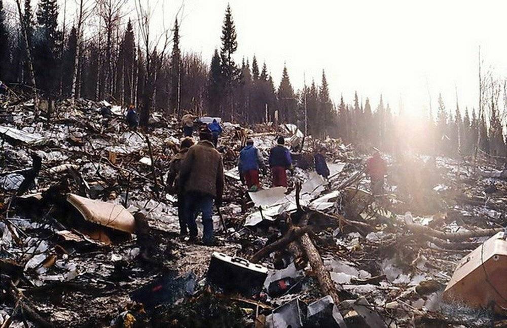 В результате авиакатастрофы в иркутске погибли 122 человека, 70 человек пострадали, 12 числятся пропавшими без вести: россия: lenta.ru