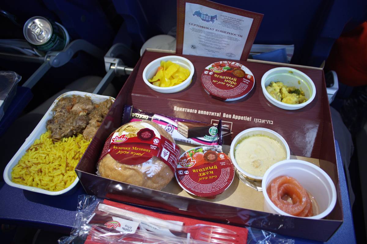 Кошерное питание «Аэрофлота»: как организован выбор еды на борту