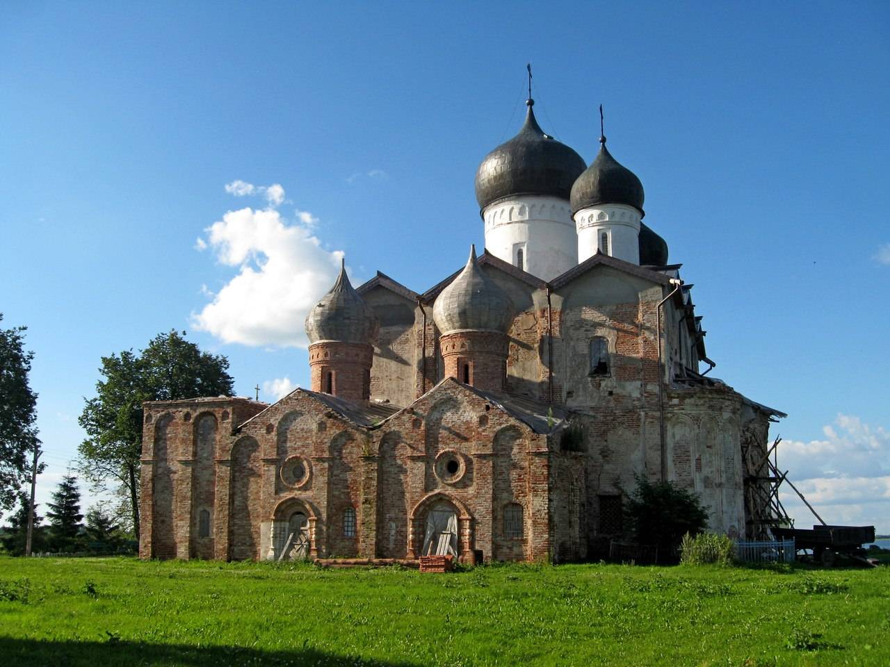 Михайло Колпинский монастырь Новгородская область