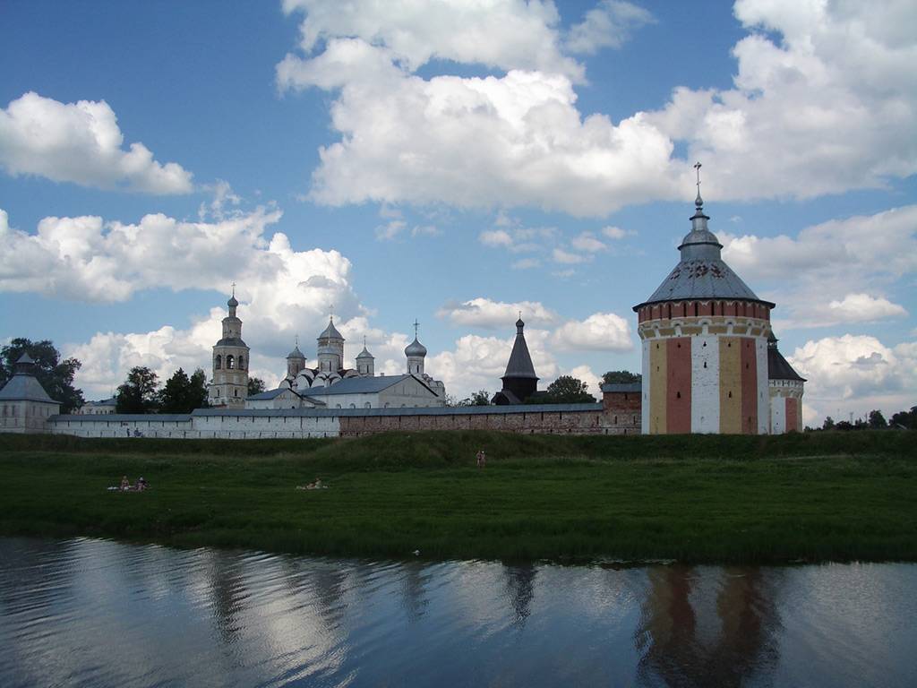 Почему город кириллов вологодской области притягивает туристов со всего мира