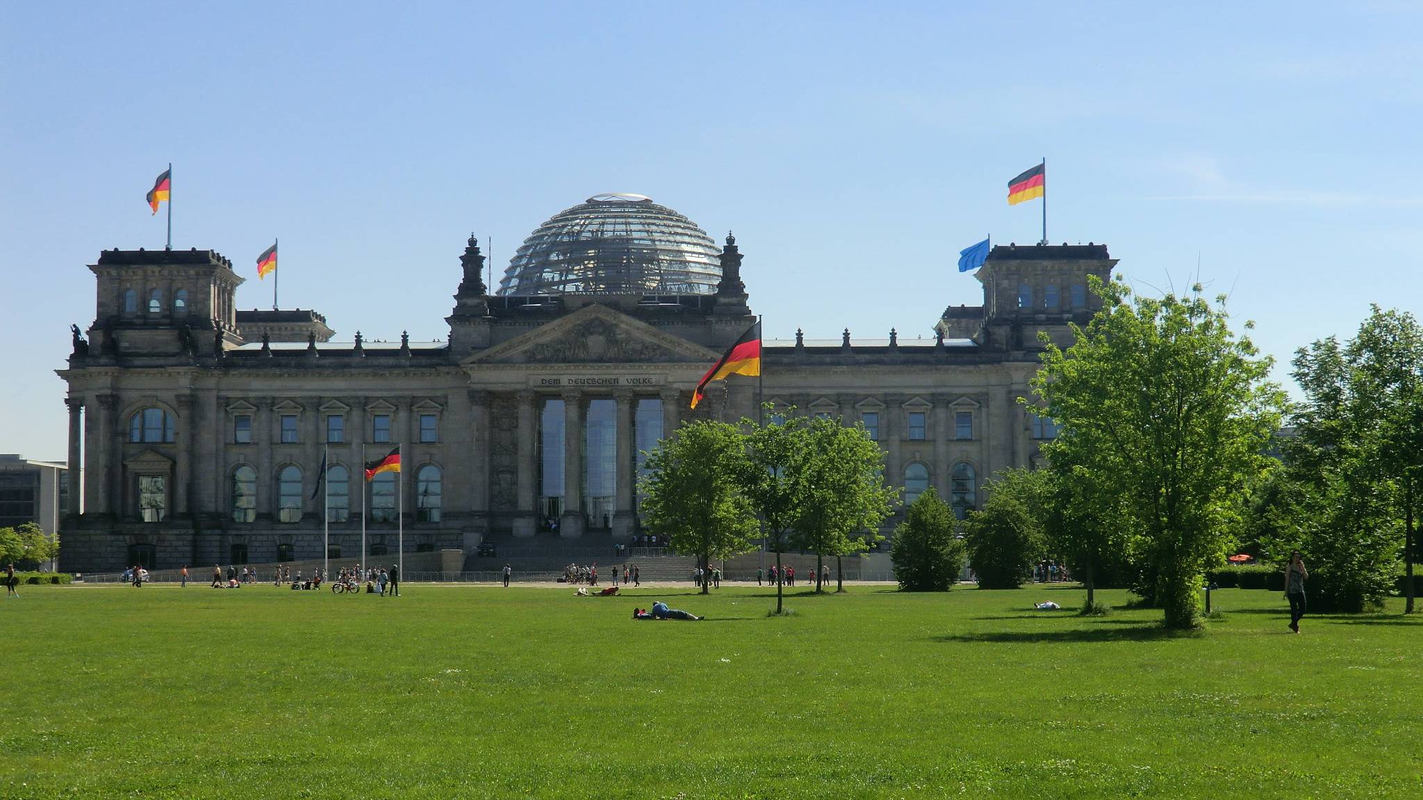 Рейхстаг в Берлине – памятник для любителей истории