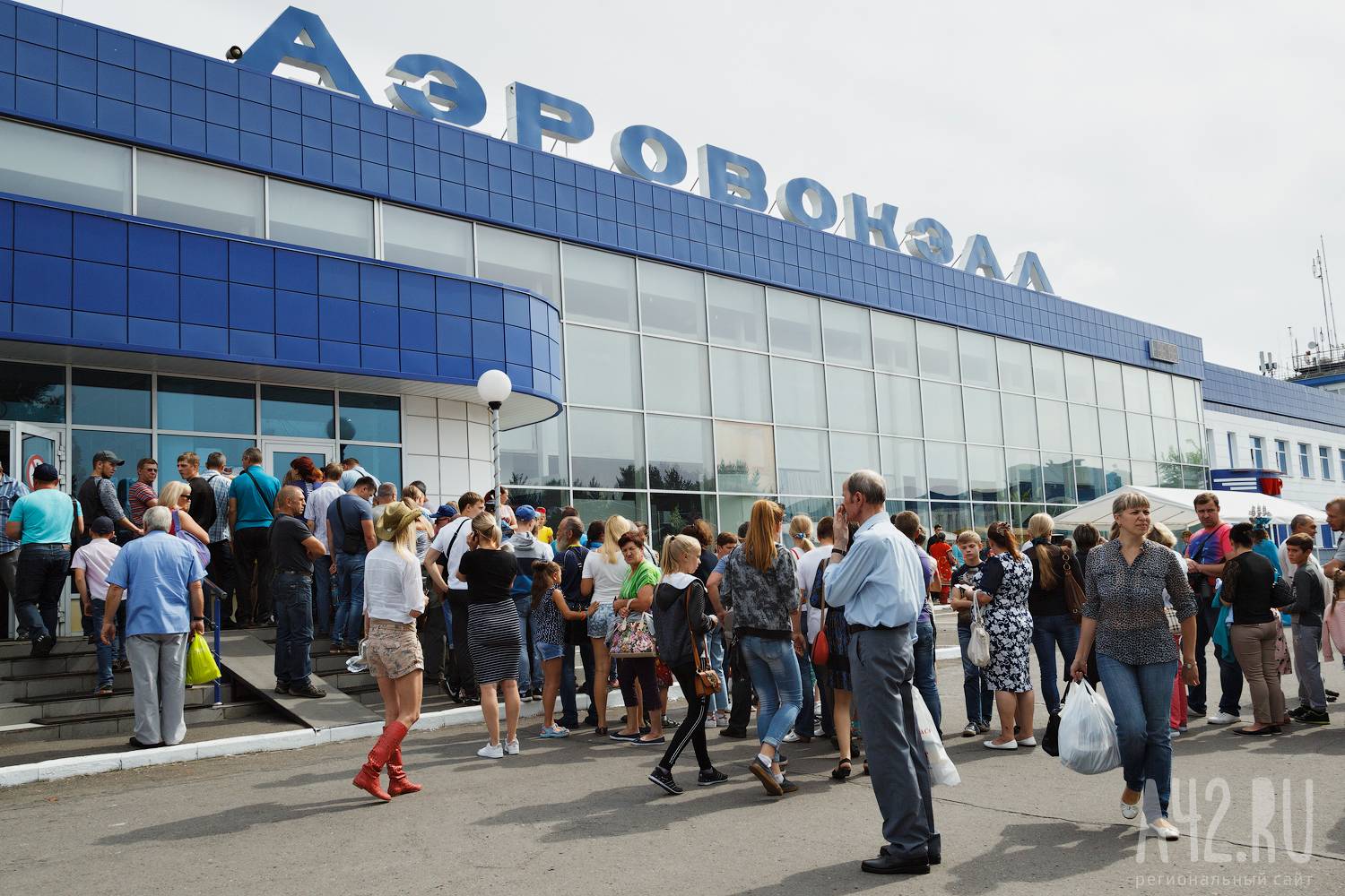 Аэропорт новокузнецк (noz)