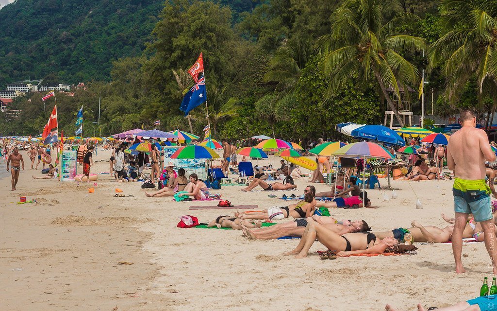 Пляж патонг бич на пхукете в тайланде