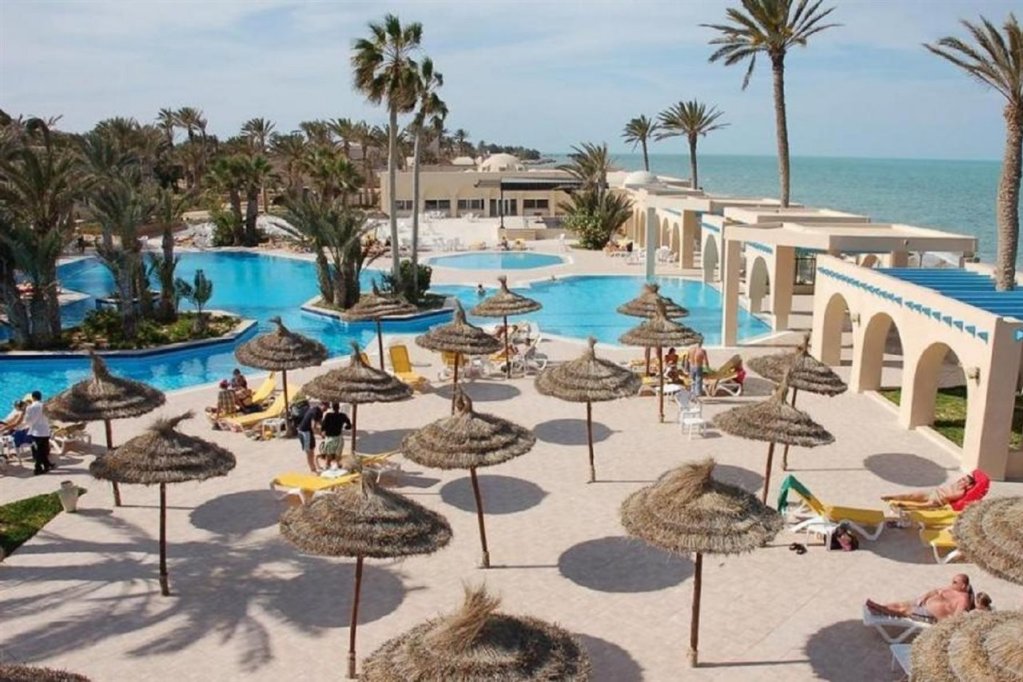 Зарзис (тунис): отель одиссей
