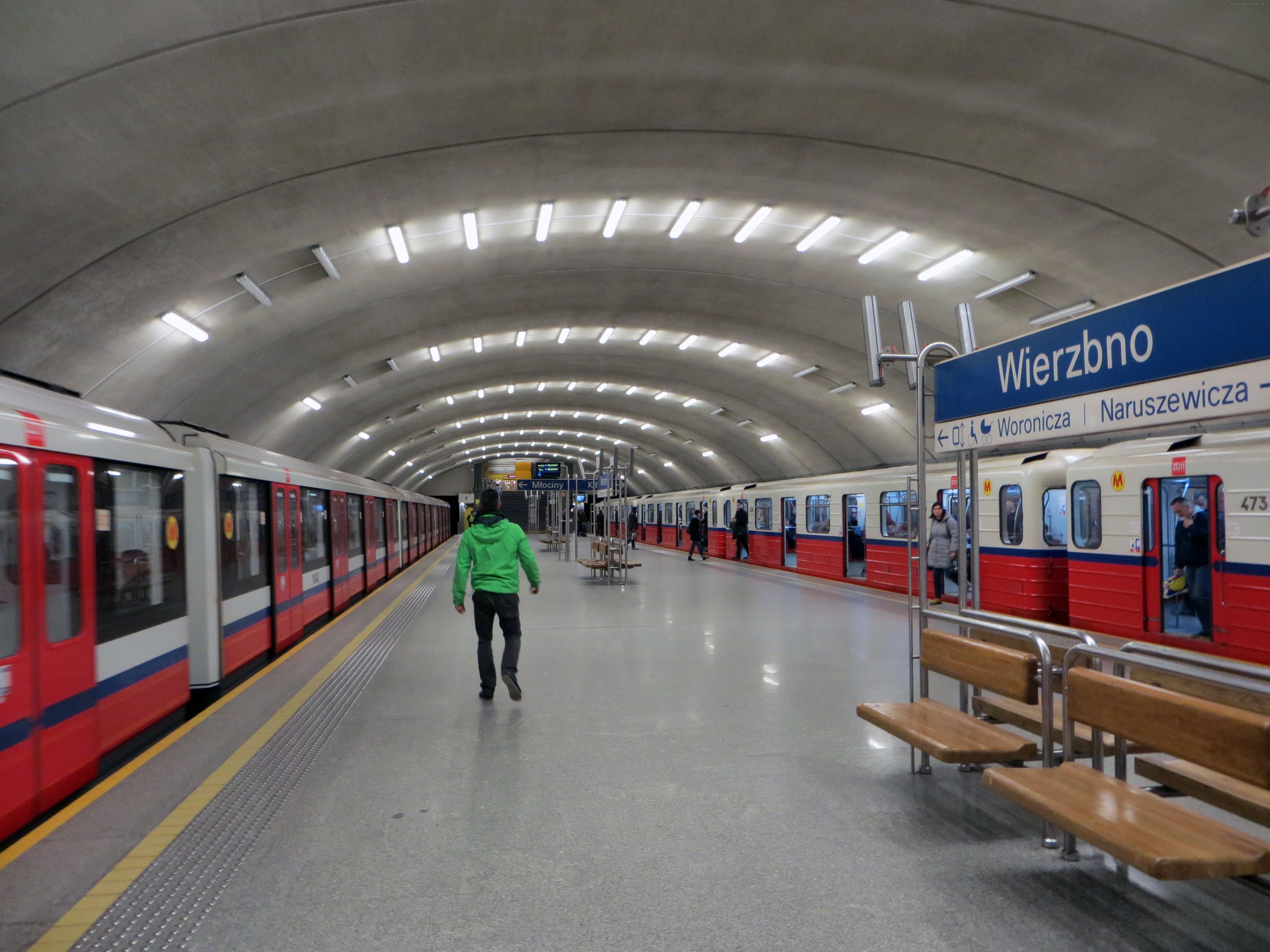 Варшавское метро - frwiki.wiki
