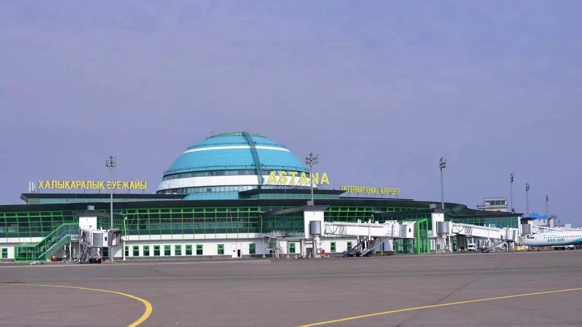 Аэропорт город астаны. Аэропорт имени Назарбаева. Международный аэропорт Астаны. Нурсултан город аэропорт.