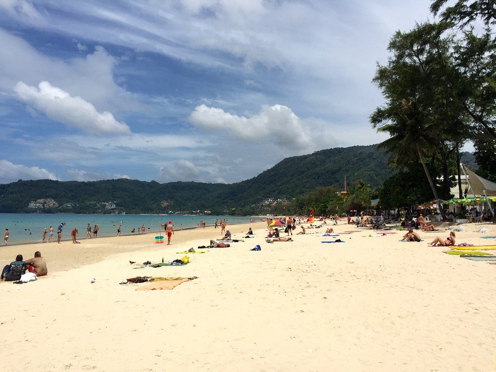 Пляж патонг на пхукете — отзывы, как добраться, где поесть