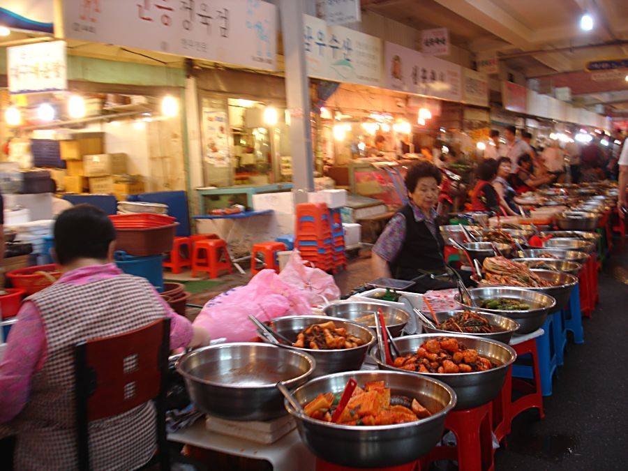 Корейская уличная еда: что попробовать туристу