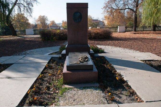 Туристы интересуются усадьбой в мичуринском районе
