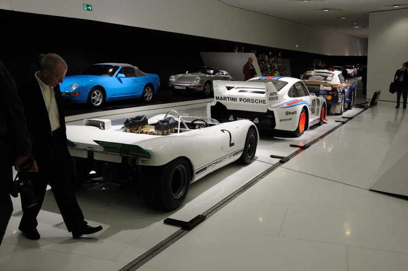 Невероятный музей автомобилей “порше” в штутгарте