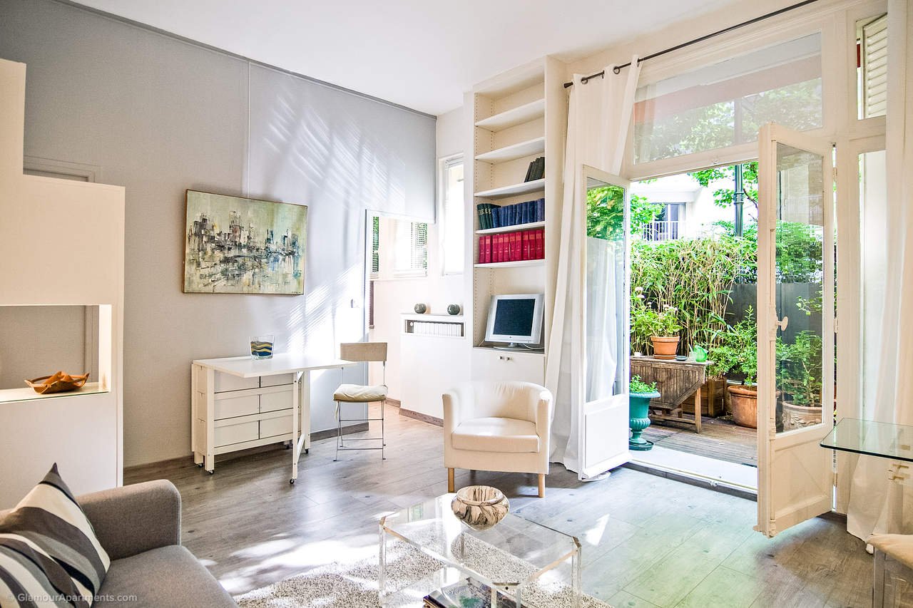 Меня обманули трижды. как я снимал жилье в париже через airbnb