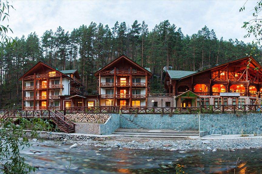 «в европе выше не катаются»: топ-5 горнолыжных курортов в россии