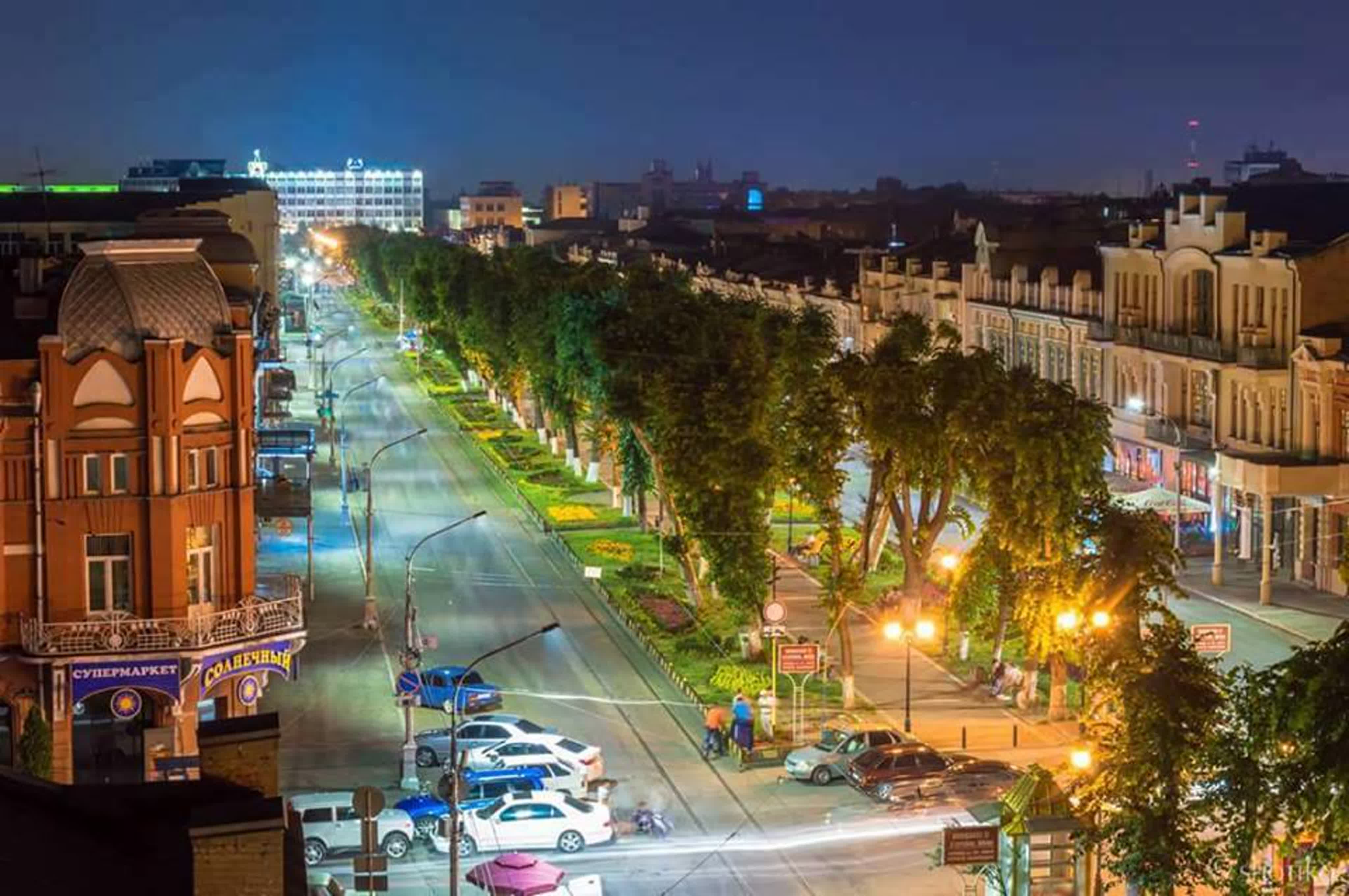 Фотографии владикавказа. Владикавказ. Проспект мира Владикавказ. Ночной проспект Владикавказ. Проспект город Владикавказ.