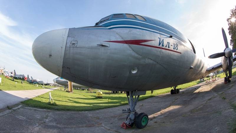 Самолет ил-18: технические характеристики и описание конструкции самолета