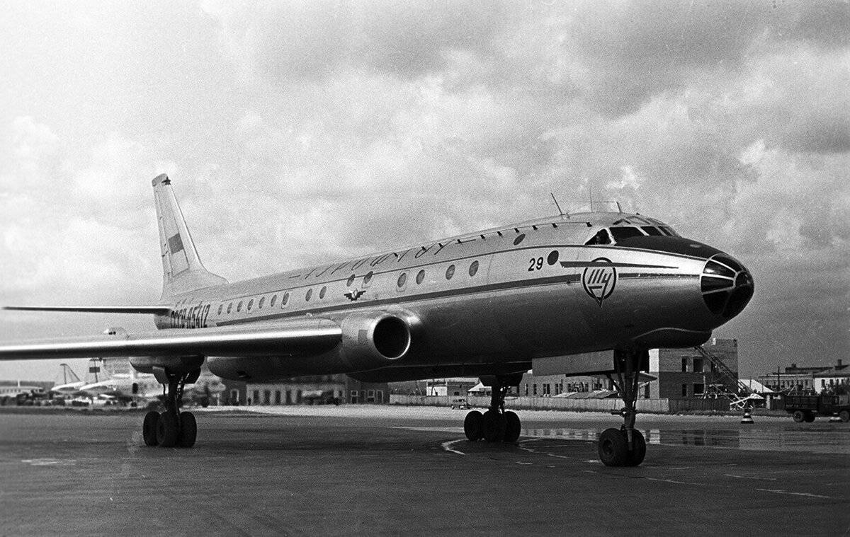 Первый реактивный пассажирский самолет: в мире и россии, первый советский самолет с реактивным двигателем