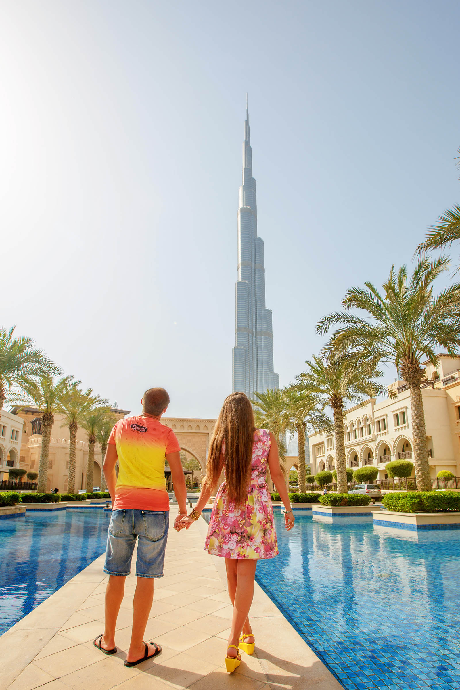 Открыт ли дубай для туристов сейчас. Абу Даби туристы. Туризм в ОАЭ 2022.