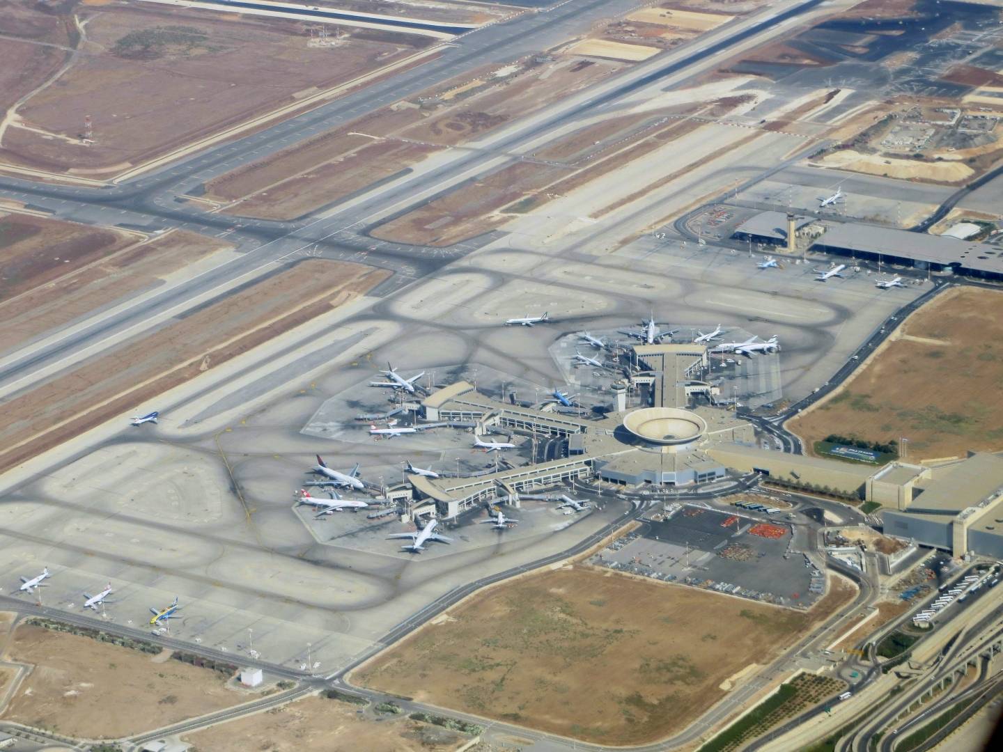 Список аэропортов израиля для международных рейсов: увда, эйлат и другие (сезон 2022)