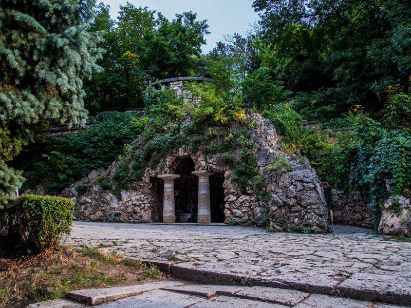 20 необычных мест санкт-петербурга: куда сходить и где погулять