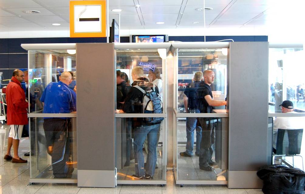 Разрешено ли курение iqos в аэропорту