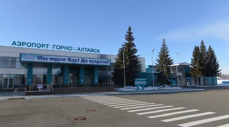 Аэропорт горно-алтайск: расписание рейсов на онлайн-табло, фото, отзывы и адрес