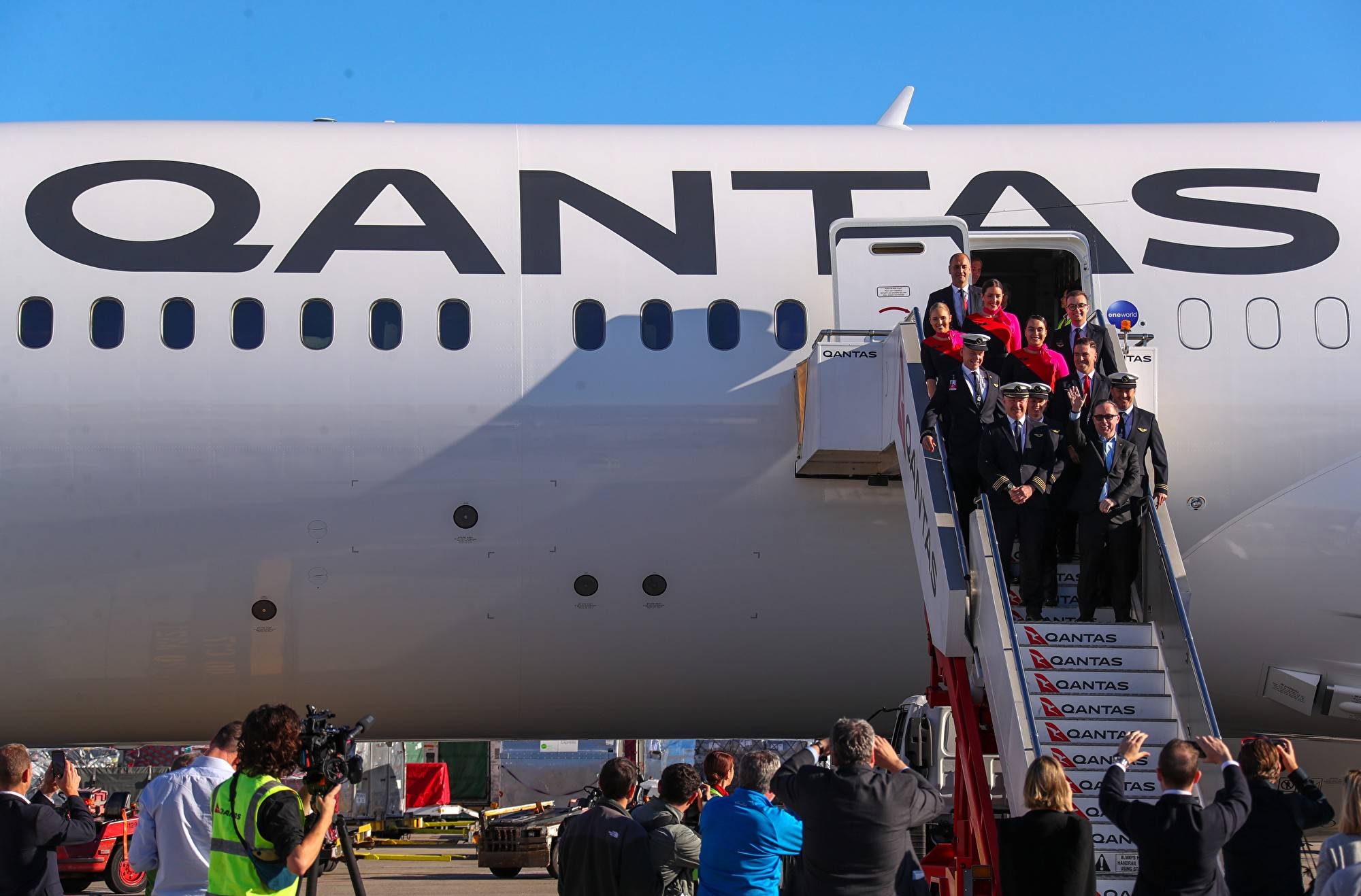 “летающий кенгуру”: 10 интересных фактов об австралийской авиакомпании qantas