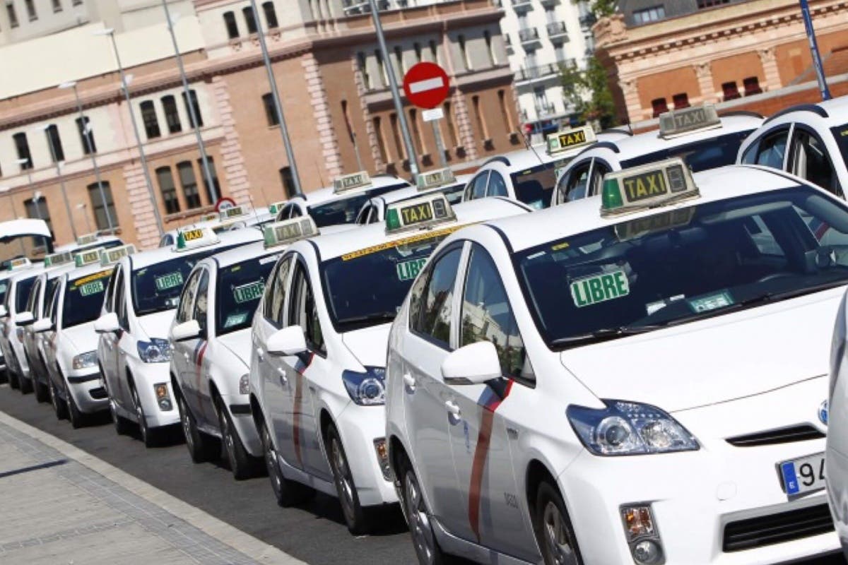 Что нужно знать о такси-перевозках отправляясь в путешествие по испании?