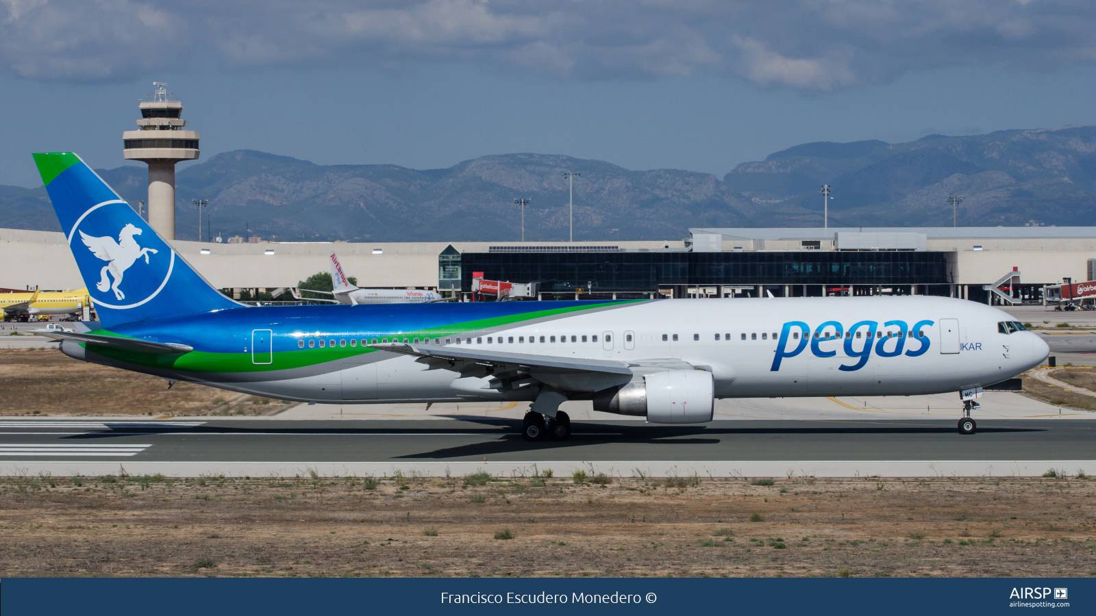 Лучшие места в самолете boeing 767-300 авиакомпании «пегас флай»